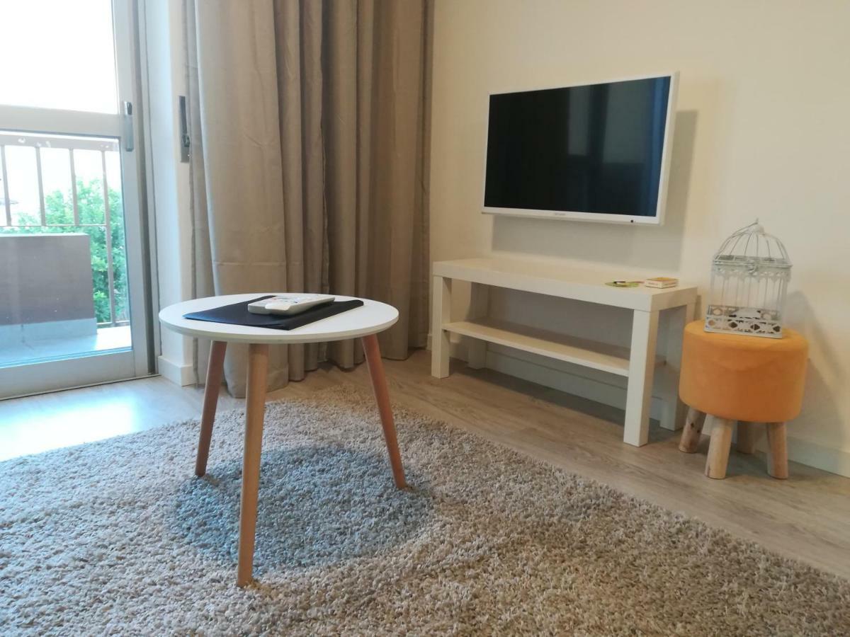 Iris Apartment 폼발 외부 사진